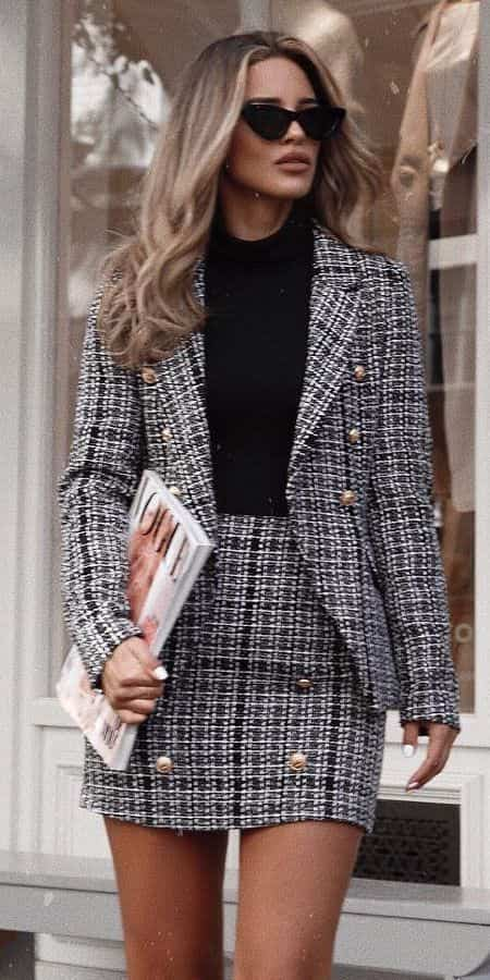 estilo old money com conjunto de tweed de saia e blazer 