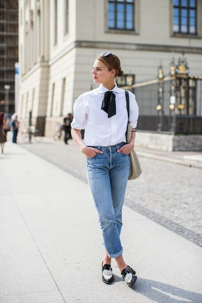 camisa com laço preto para look para usar em Campos do Jordão