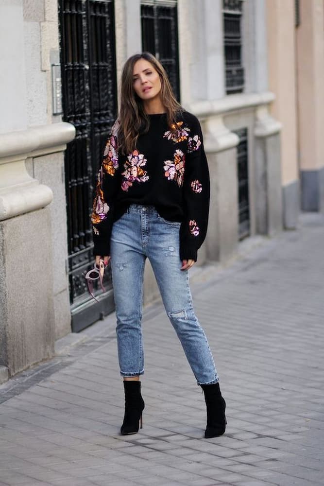 sueter estampado para look para usar com bota e calça jeans