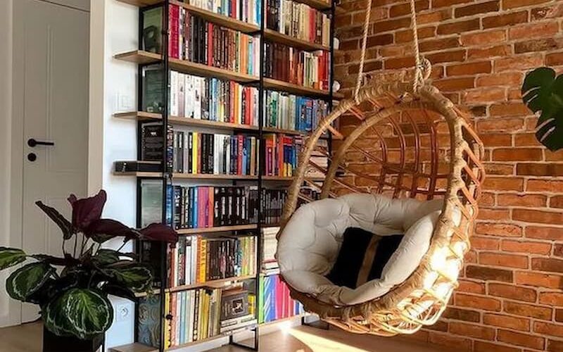 Estante de livros para cantinho para fotos em casa