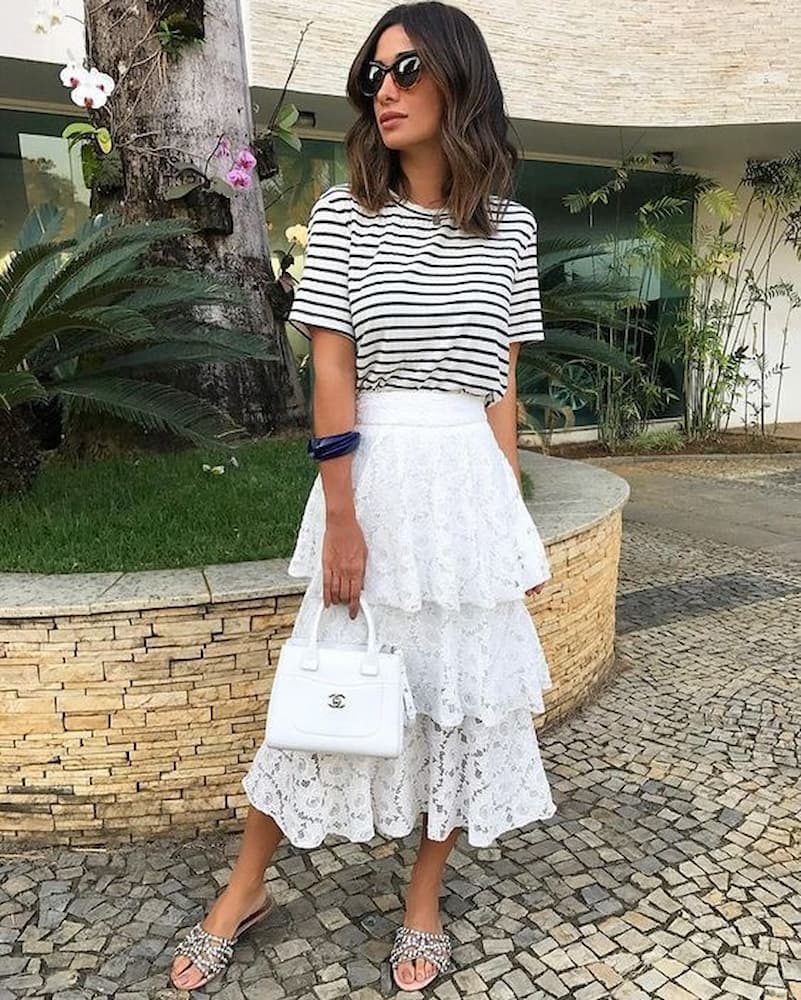 look com saia assimétrica com bainha de ruffle e camiseta 