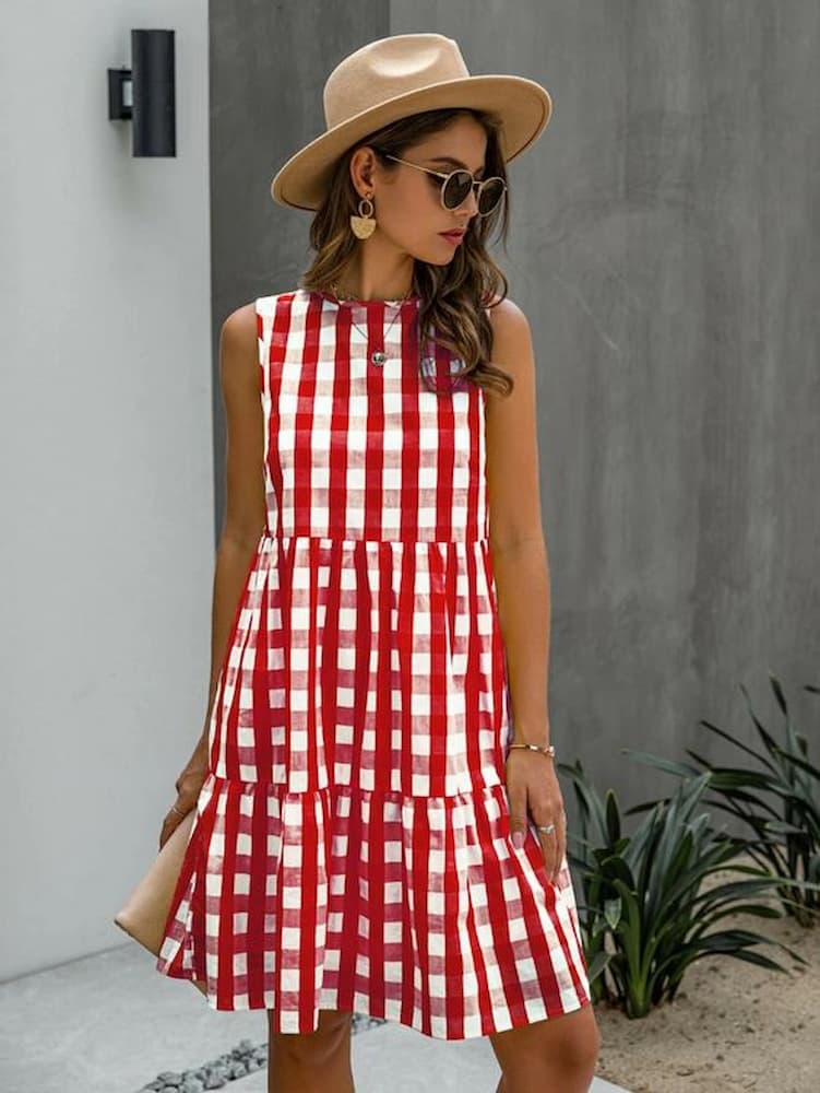 look com vestido curto xadrez com bainha de ruffle 