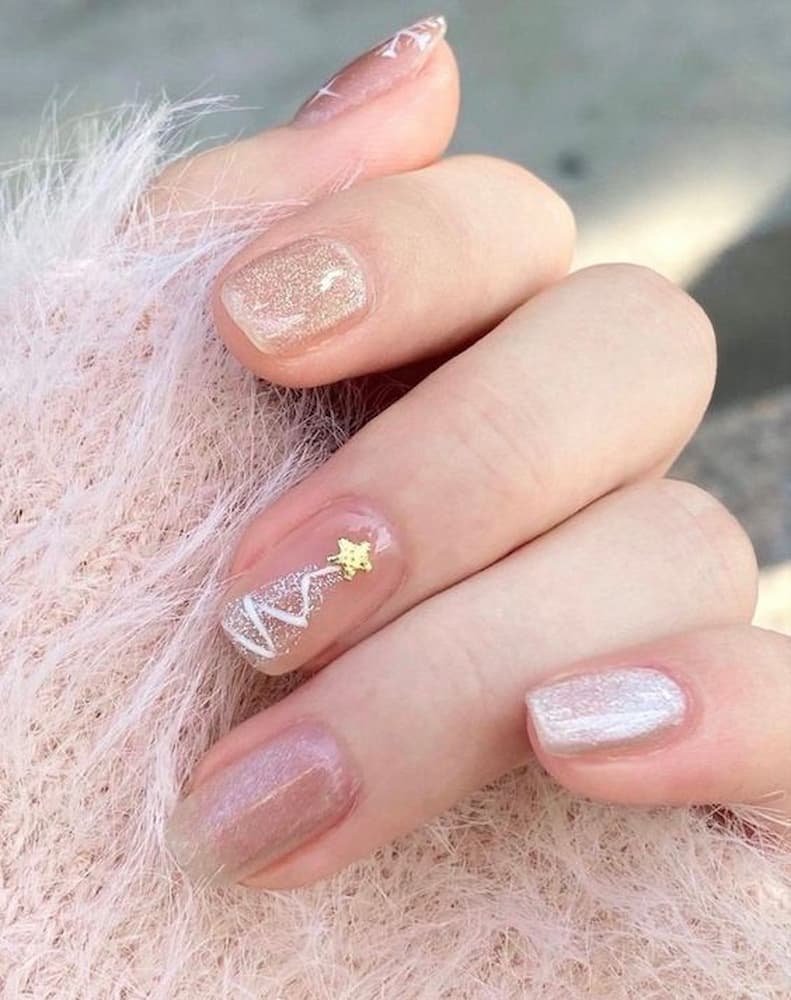 ideias de unhas de Natal simples e delicadas