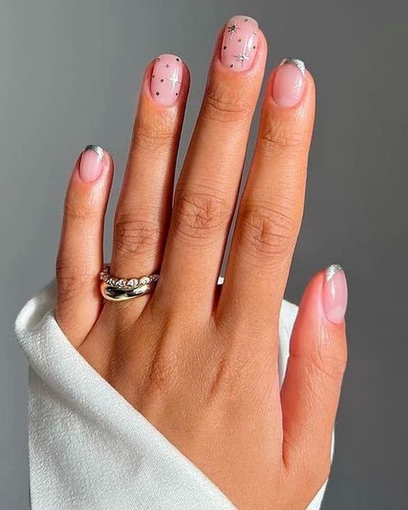 unhas para natal simples e delicada