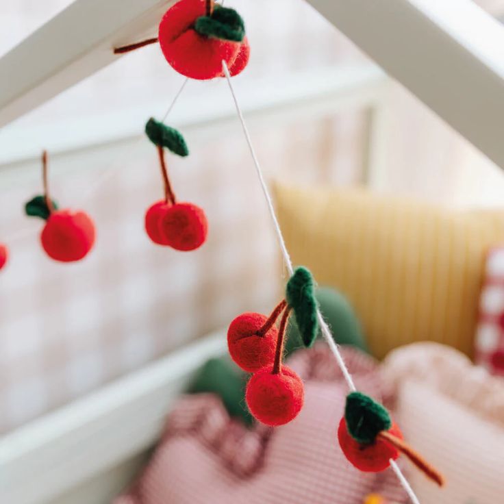 decoração de quarto cereja infantil 